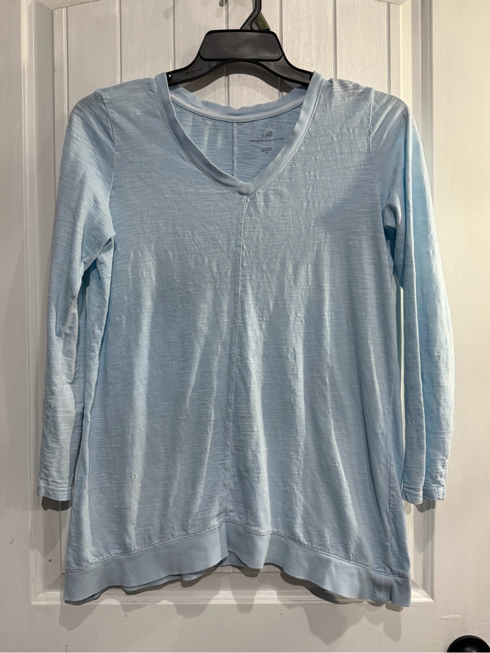 J. Jill Light Blue V-Neck Long Sleeve Tee